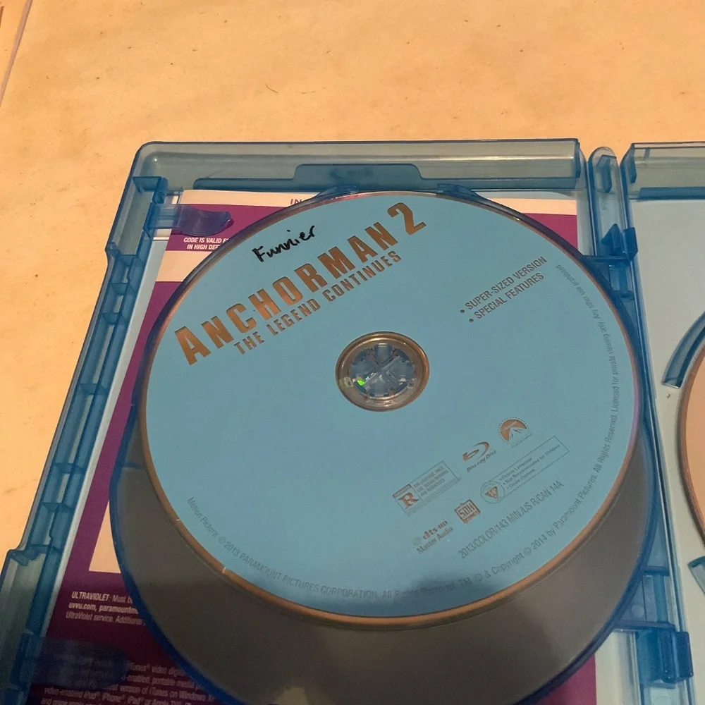 Blu Ray Disc - Anchorman 2. V55